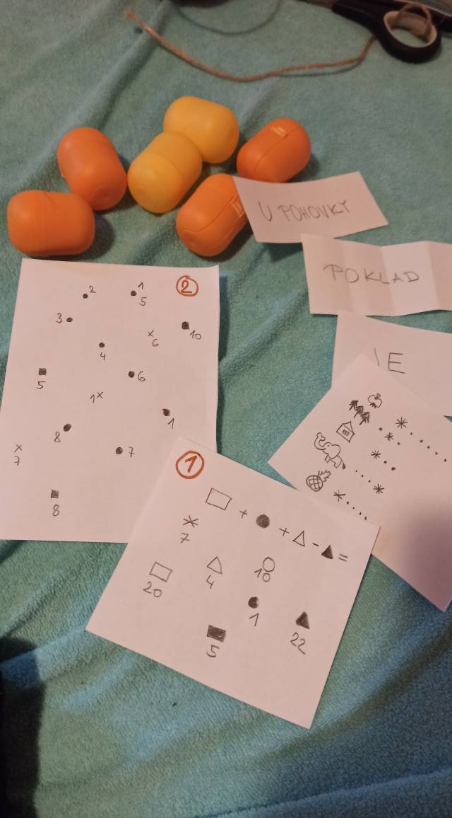 Halloweenský poklad můžete schovat a vytvořit k němu indície